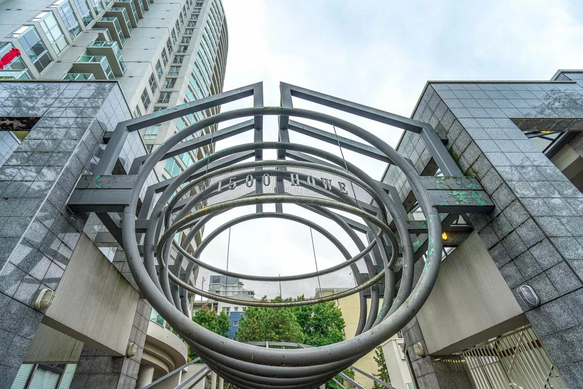 Aerial View of 902 1500 Howe Street, Vancouver, BC