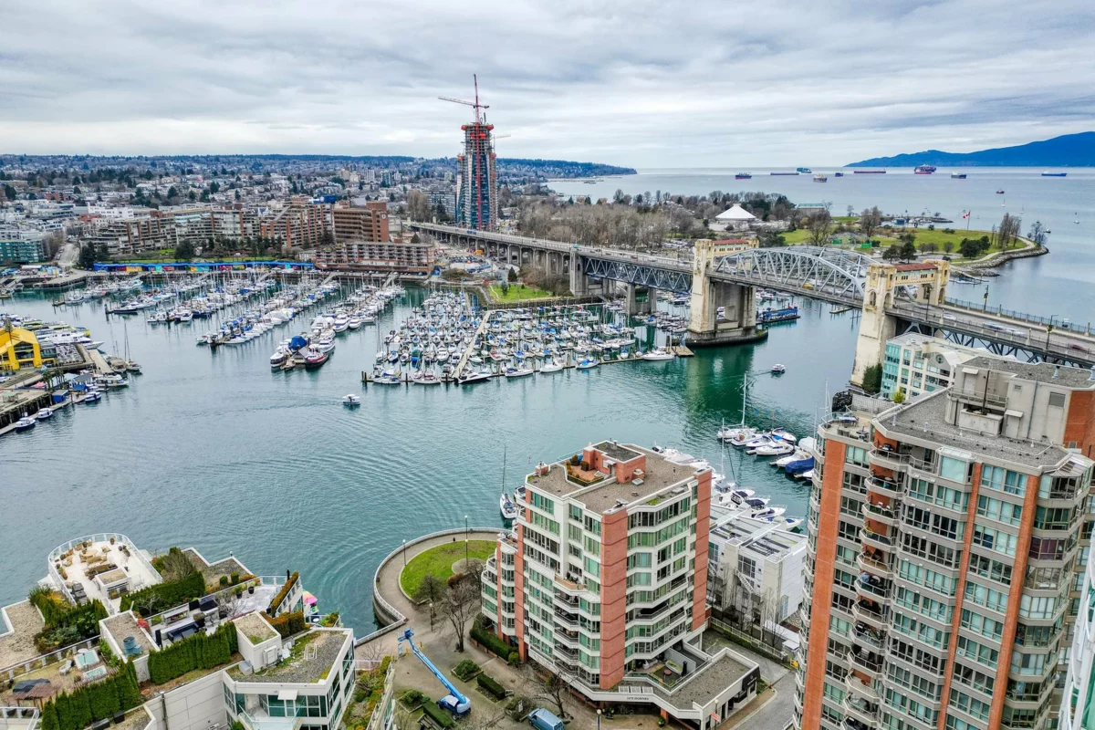 Exterior Front Photo of 902 1500 Howe Street, Vancouver, BC