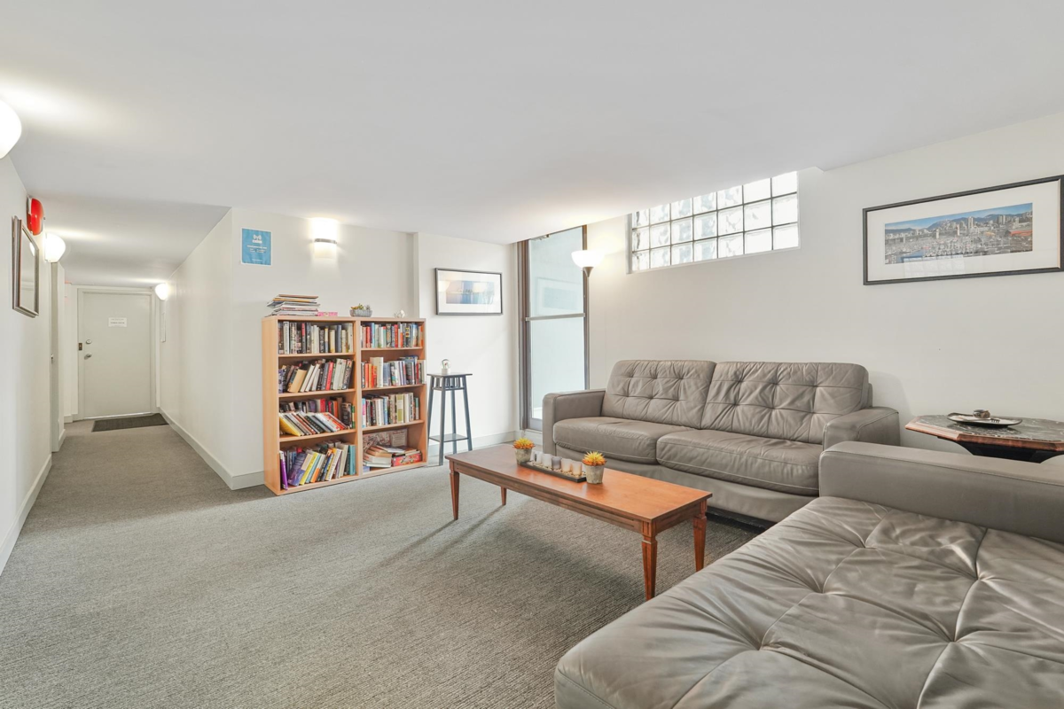 Garden / Landscaping Photo of 902 1500 Howe Street, Vancouver, BC