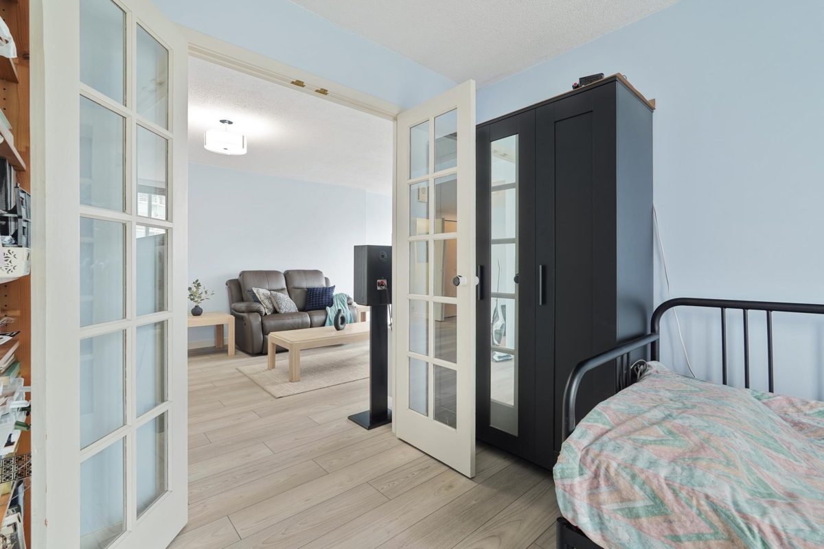 Loft / Bonus Room Photo of 902 1500 Howe Street, Vancouver, BC