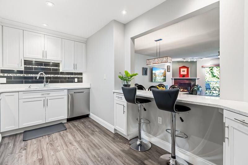 Kitchen Photo of 30 12071 232b Street, Maple Ridge, BC