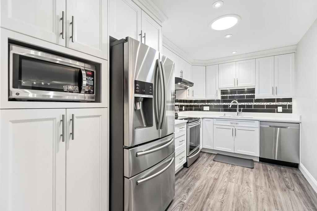 Pantry Photo of 30 12071 232b Street, Maple Ridge, BC