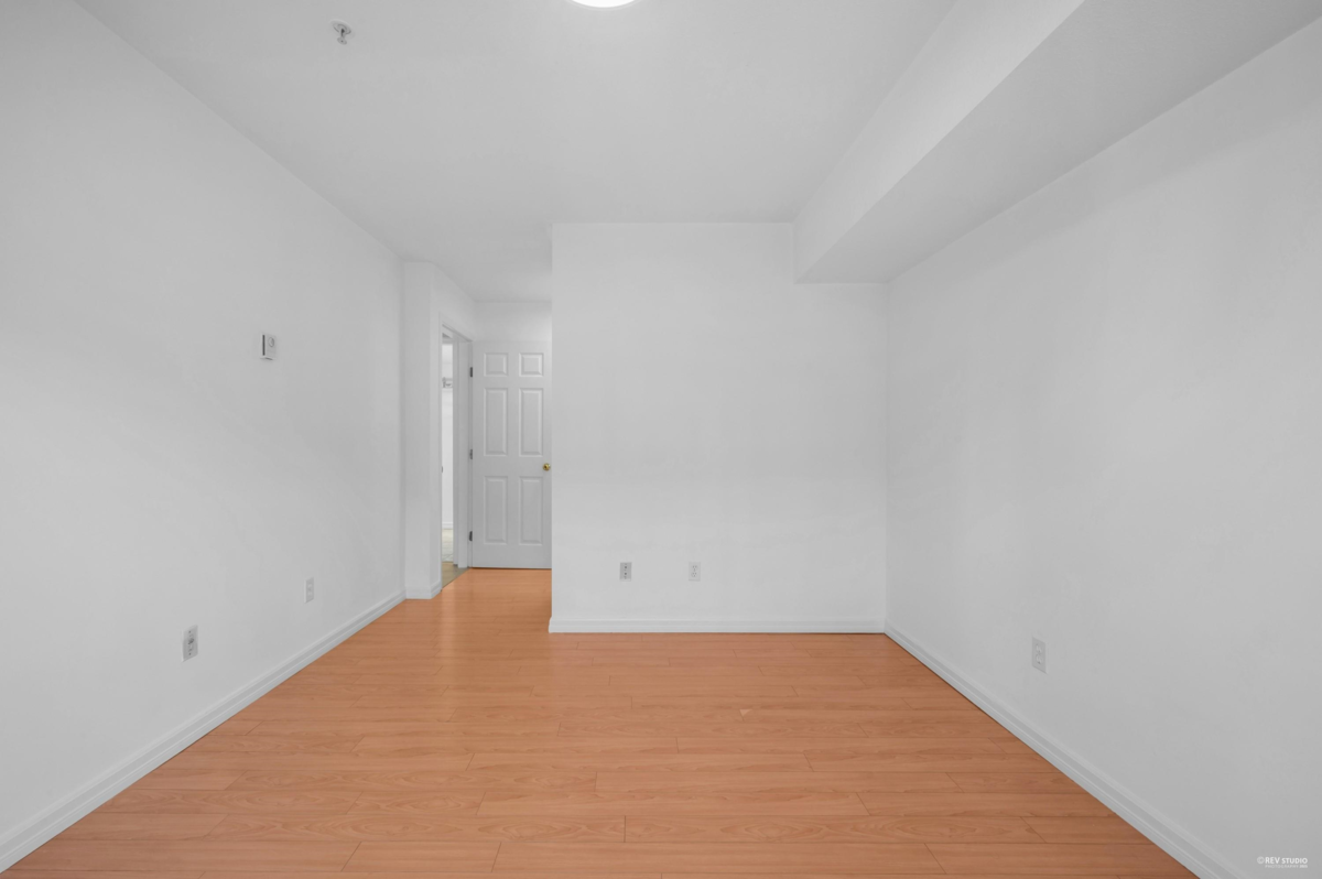 Guest Bathroom Photo of 411 525 Agnes Street, New Westminster, BC