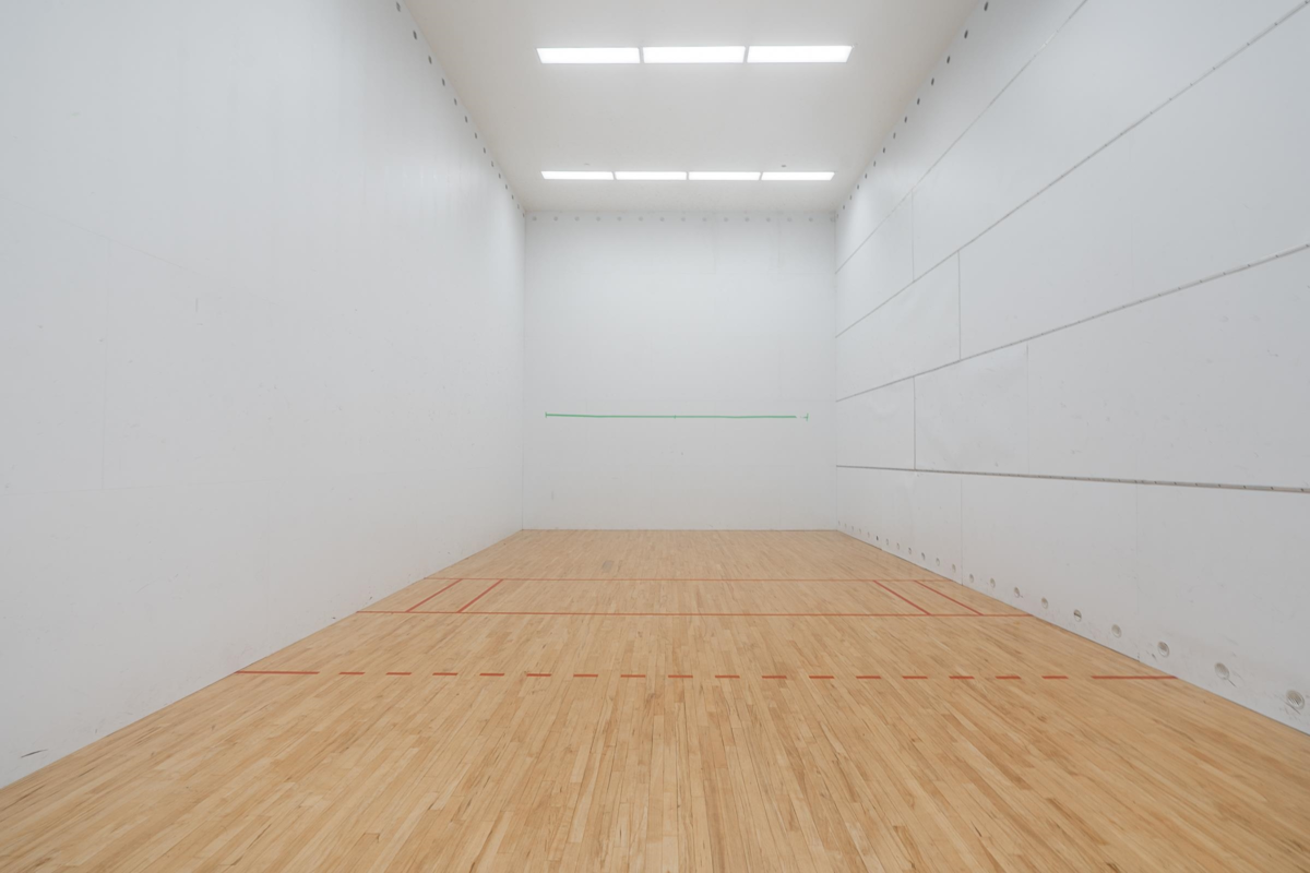 Laundry Room Photo of 1305 1190 Pipeline Road, Coquitlam, BC