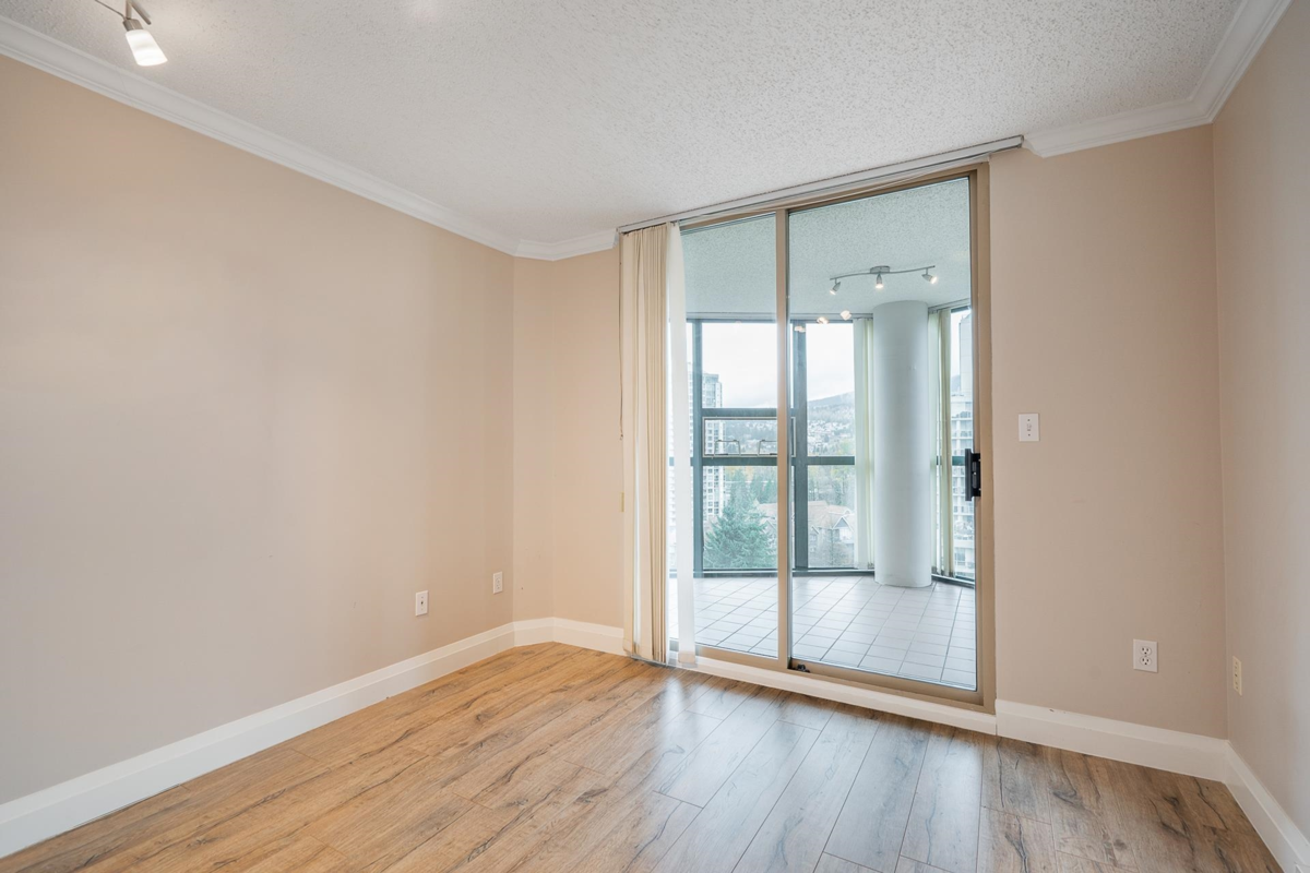 Walk-In Closet Photo of 1305 1190 Pipeline Road, Coquitlam, BC