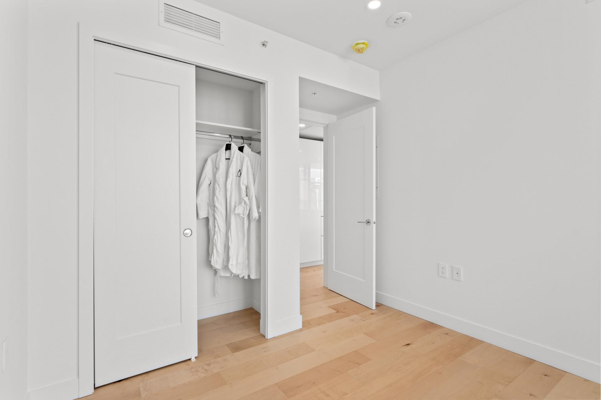 Outdoor Kitchen Photo of 1406 135 E 13th Street, North Vancouver, BC