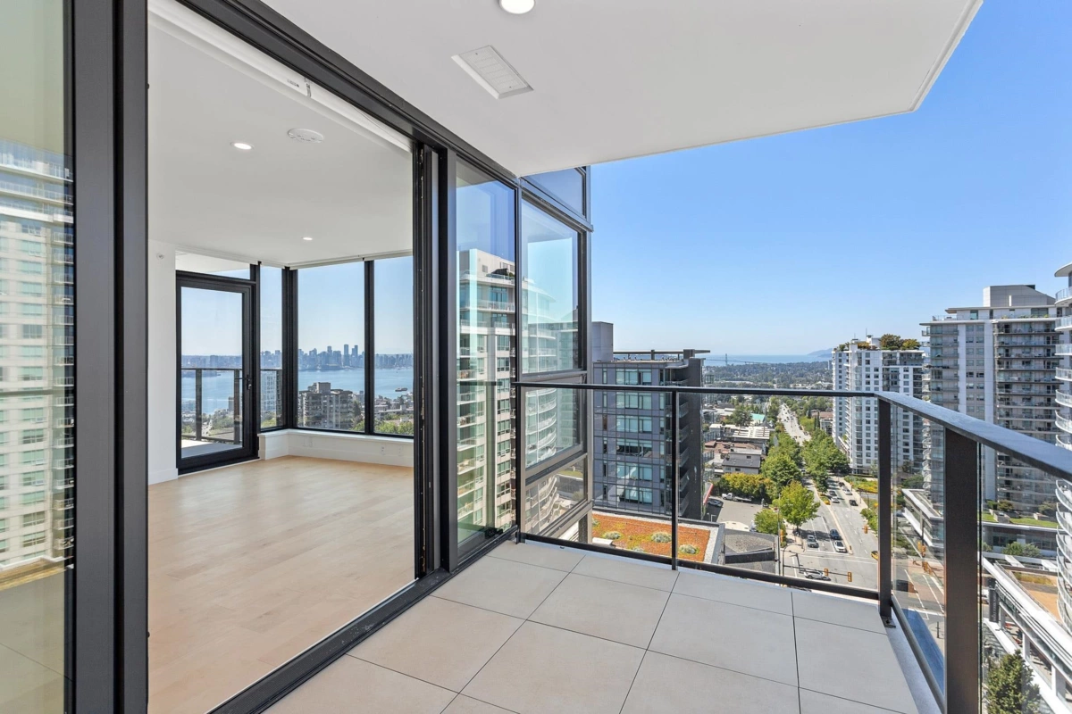 Primary Bedroom Photo of 1406 135 E 13th Street, North Vancouver, BC