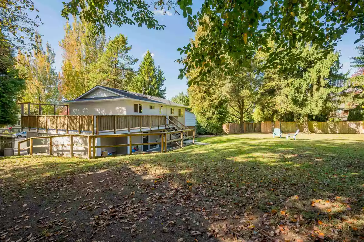 Garden / Landscaping Photo of 6354 183 Street, Surrey, BC