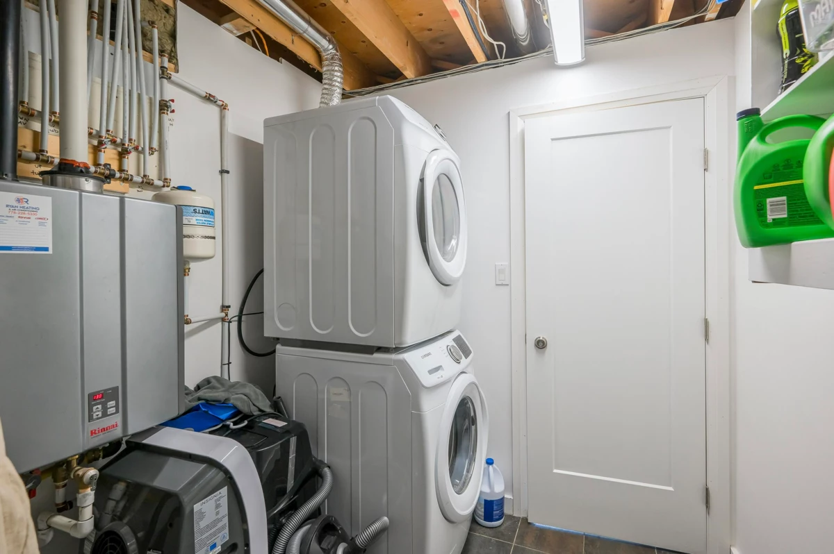 Loft / Bonus Room Photo of 6354 183 Street, Surrey, BC