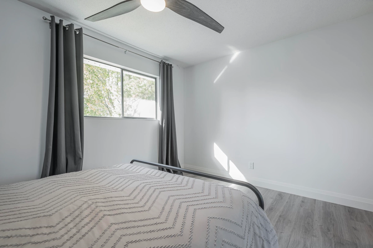 Office / Den Photo of 6354 183 Street, Surrey, BC