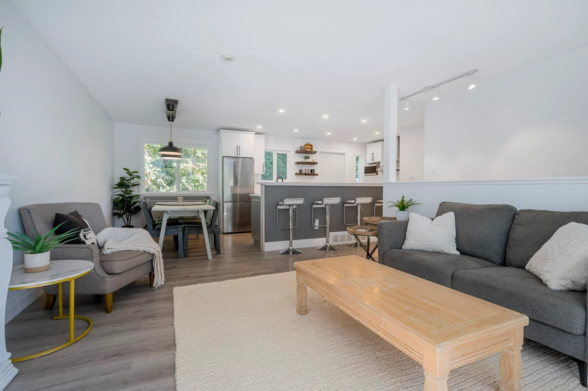 Walk-In Closet Photo of 6354 183 Street, Surrey, BC