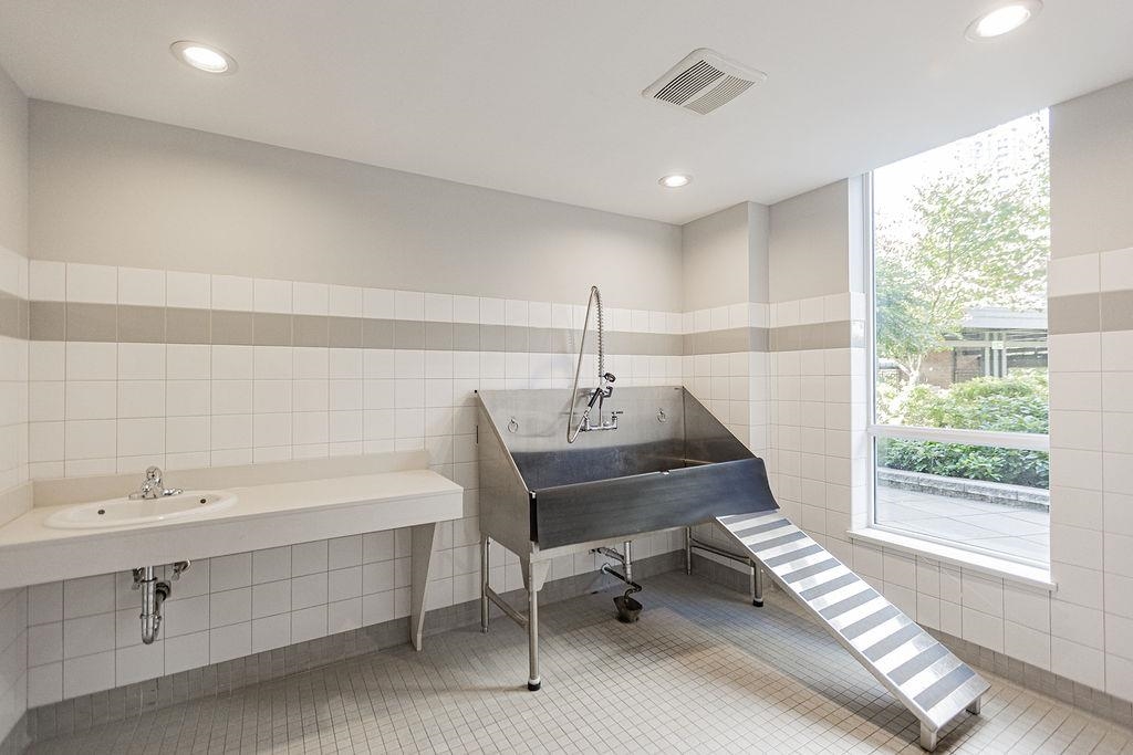 Backyard Photo of 803 3100 Windsor Gate, Coquitlam, BC