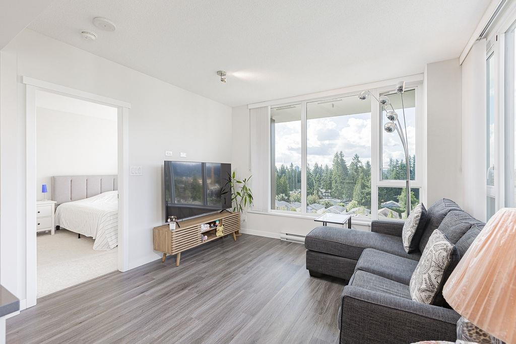 Dining Area Photo of 803 3100 Windsor Gate, Coquitlam, BC
