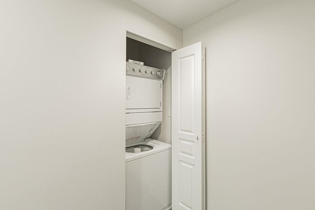 Entry Foyer Photo of 803 3100 Windsor Gate, Coquitlam, BC