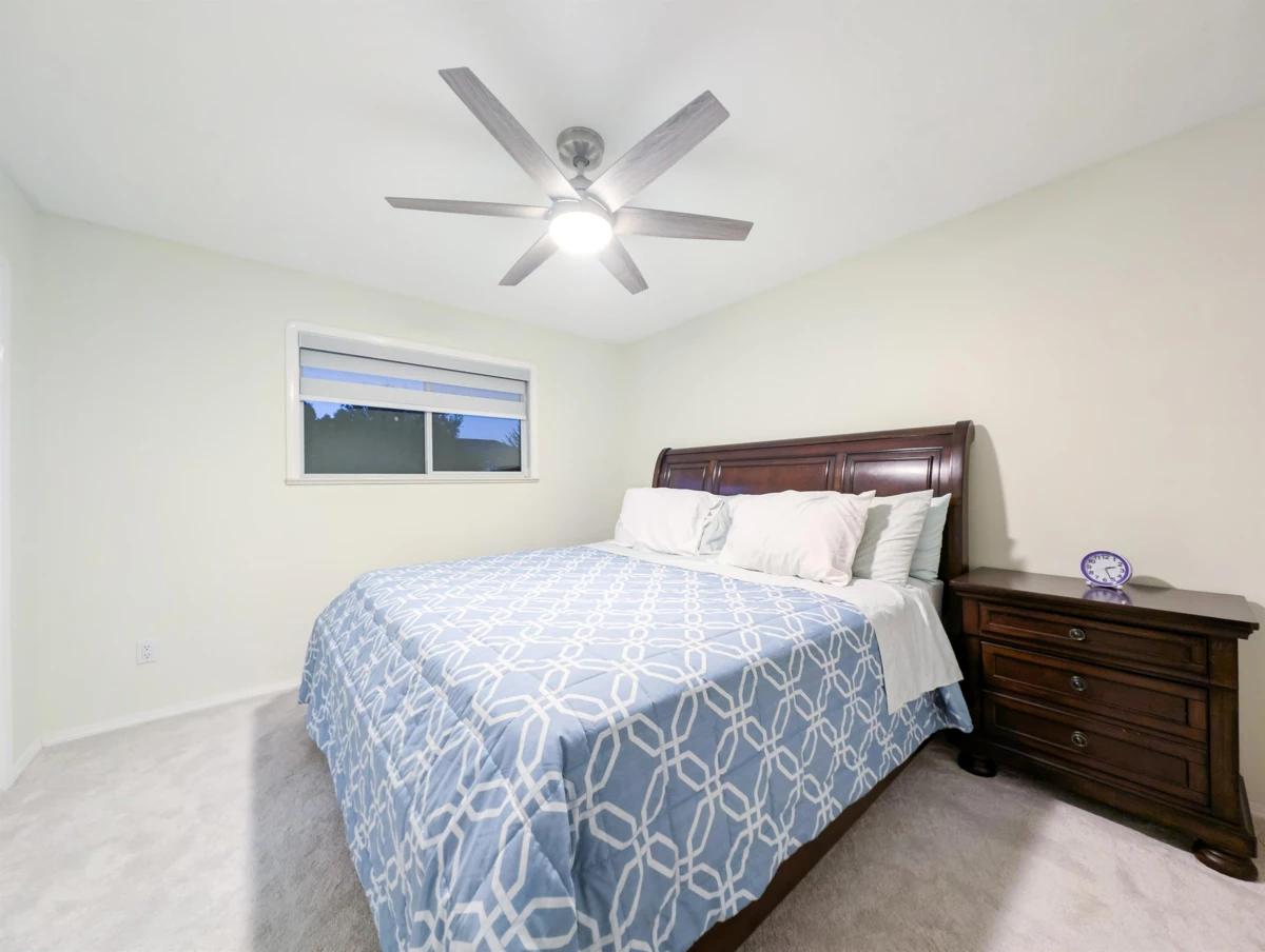 Garage Interior Photo of 19113 62a Avenue, Surrey, BC