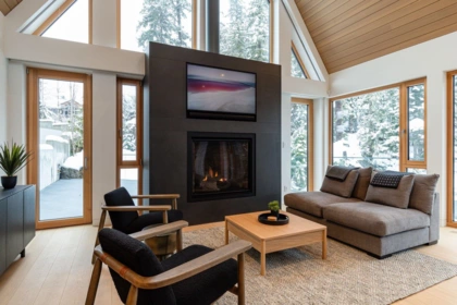 2925 Kadenwood Drive, Whistler, BC, Whistler — Single Family Residence for sale