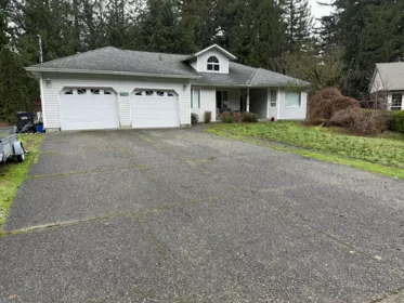 63645 Walnut Drive, Hope, BC, Hope — Single Family Residence for sale