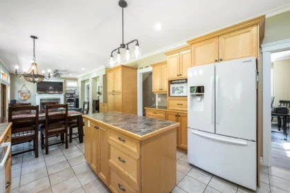 Basement Recreation Room Photo of 25219 60 Avenue, Langley, BC