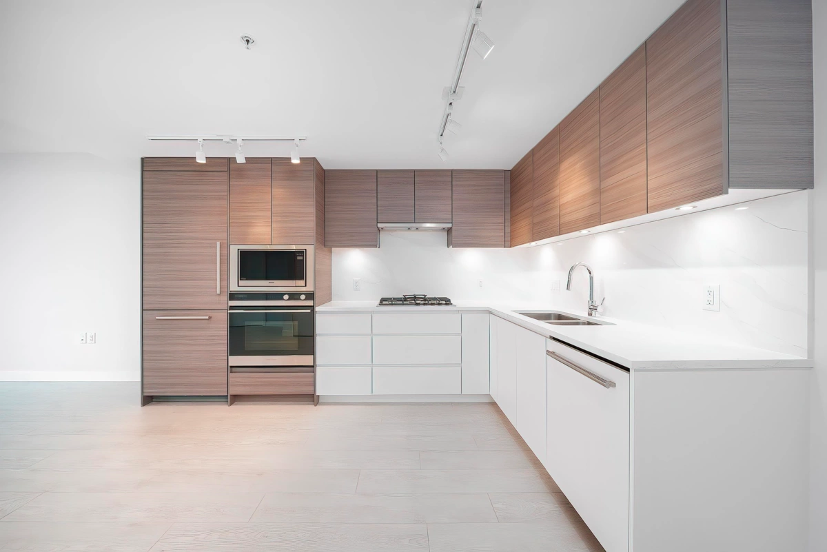 Kitchen Photo of 1603 6833 Buswell Street, Richmond, BC