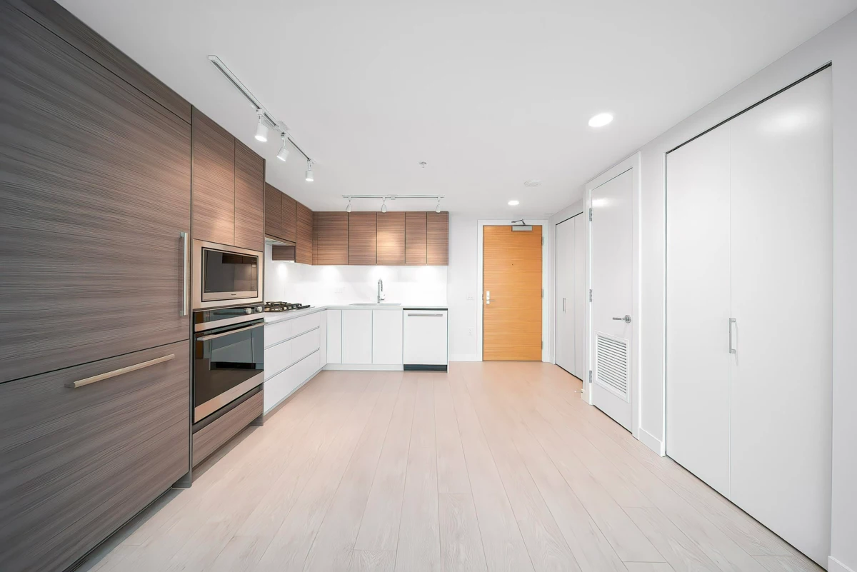 Pantry Photo of 1603 6833 Buswell Street, Richmond, BC