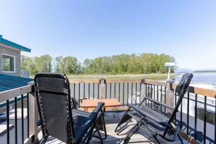 Loft / Bonus Room Photo of 2 4485 W River Road, Delta, BC