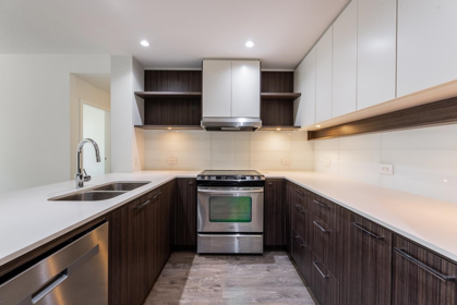 303 545 Foster Avenue, Coquitlam, BC