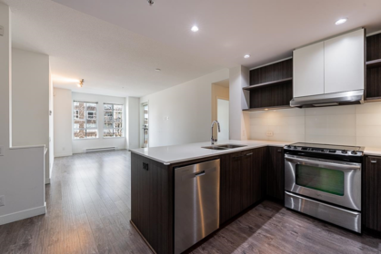 303 545 Foster Avenue, Coquitlam, BC
