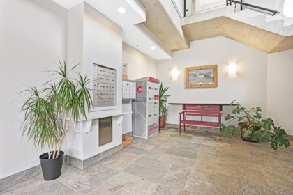 Entry Foyer Photo of 1 40775 Tantalus Road, Squamish, BC