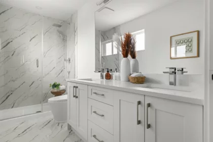 Powder Room Photo of 2 20645 68 Avenue, Langley, BC