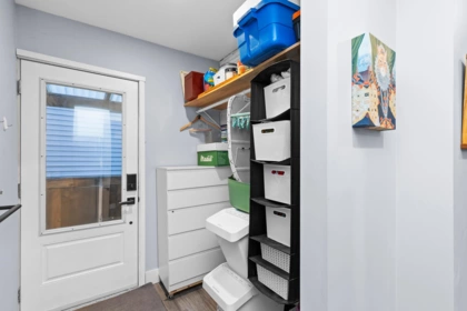 Basement Recreation Room Photo of 32931 1st Avenue, Mission, BC