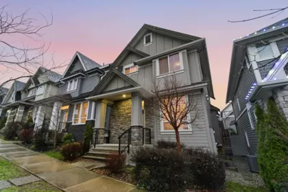 2112 165a Street, Surrey, BC, Grandview Surrey — 5 bed single family residence for sale