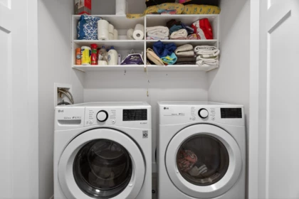 Laundry Room Photo of 2112 165a Street, Surrey, BC
