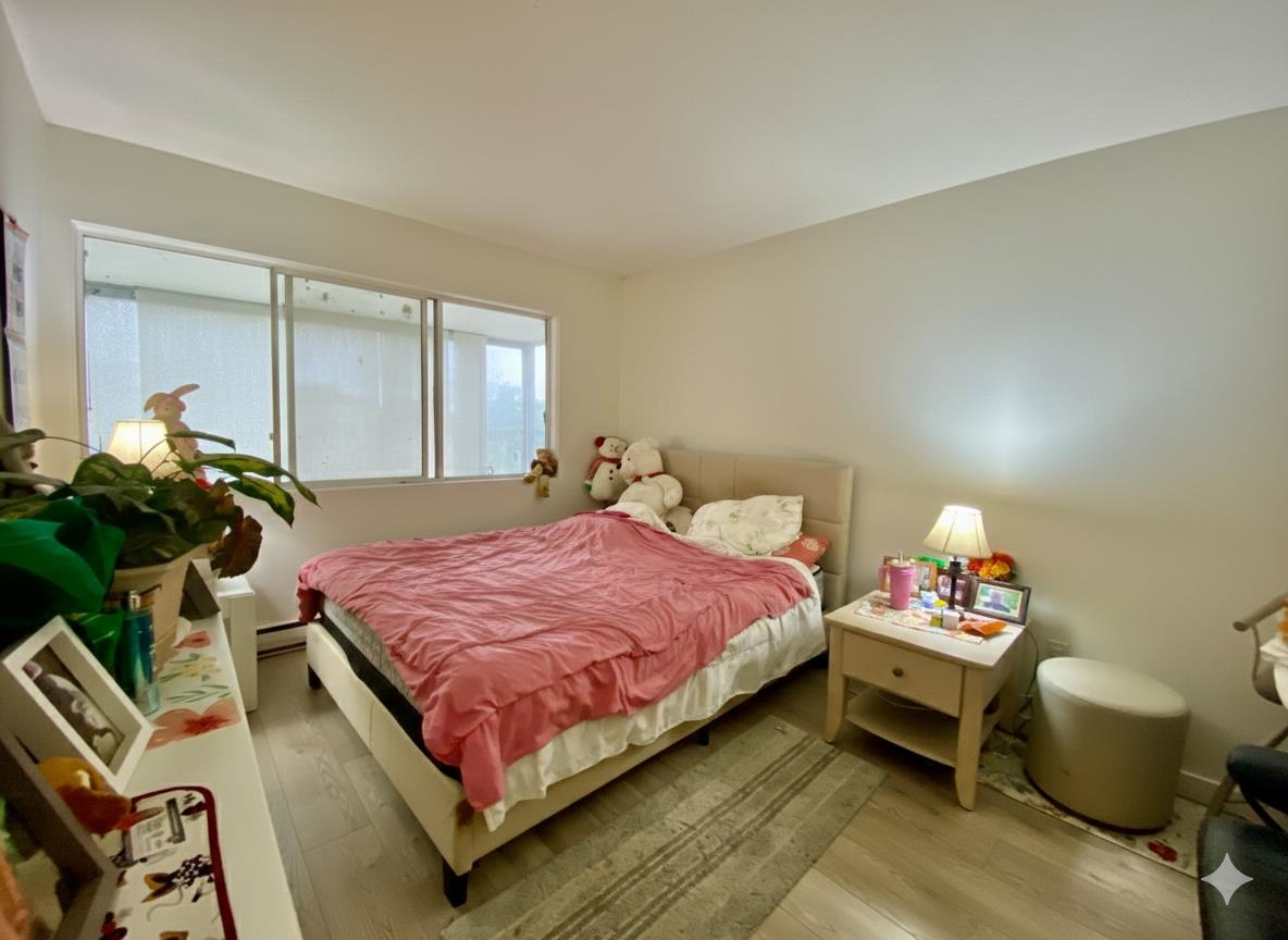 Powder Room Photo of 1134 Chateau Place, Port Moody, BC