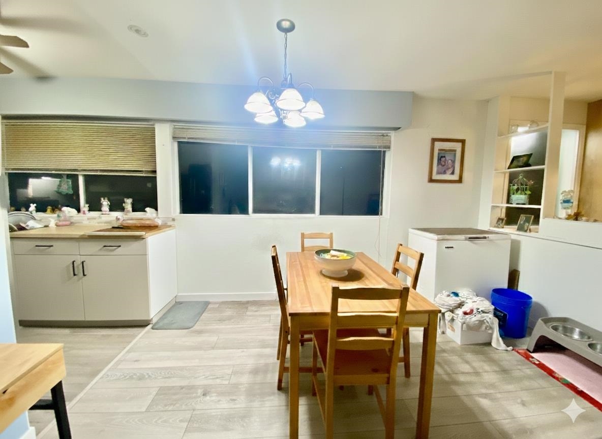 Primary Bathroom Photo of 1134 Chateau Place, Port Moody, BC