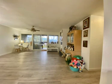 1134 Chateau Place, Port Moody, BC, Port Moody — 3 bed townhouse for sale