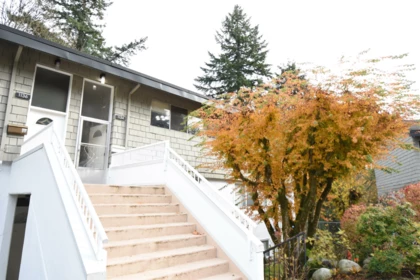 Hallway Photo of 1134 Chateau Place, Port Moody, BC