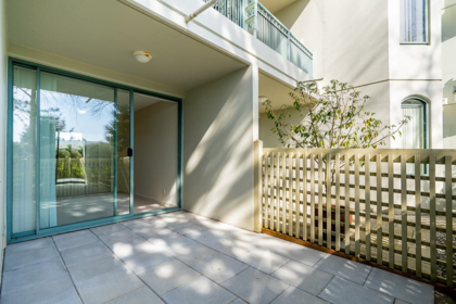 112 1785 Martin Drive, Surrey, BC, Sunnyside Park Surrey — 2 bed apartment/condo for sale