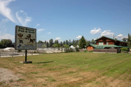 Hot Tub / Spa Photo of 21973 132 Avenue, Maple Ridge, BC