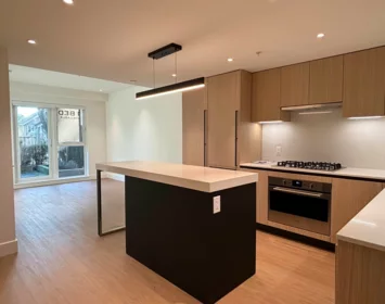 113 2235 E Broadway, Vancouver, BC, Vancouver — Apartment/Condo for sale