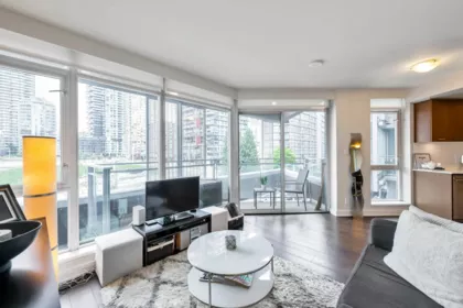 Living Room Photo of 607 1372 Seymour Street, Vancouver, BC