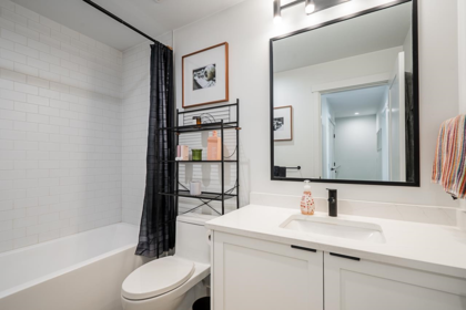 Entry Foyer Photo of 15 16565 24a Avenue, Surrey, BC