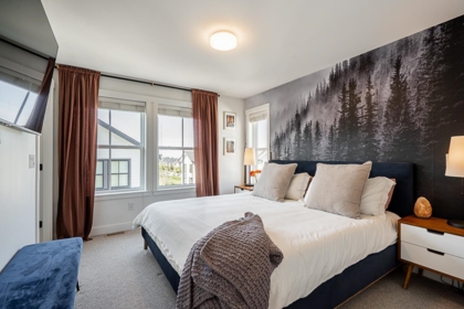 Walk-In Closet Photo of 15 16565 24a Avenue, Surrey, BC