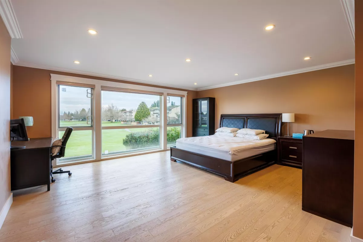 Basement Recreation Room Photo of 8280 Colonial Road, Richmond, BC