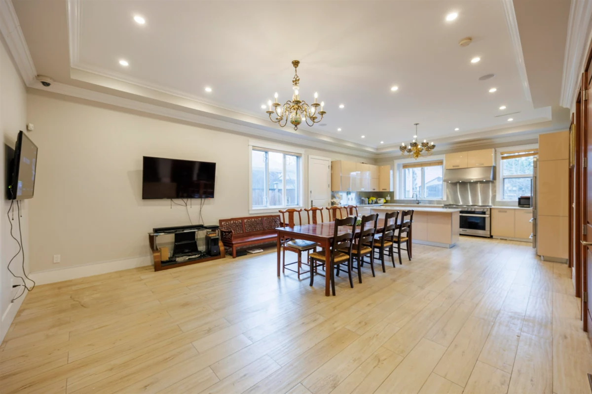 Family Room Photo of 8280 Colonial Road, Richmond, BC
