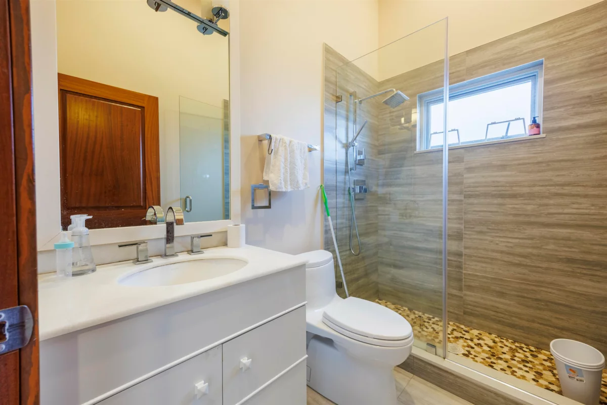 Guest Bathroom Photo of 8280 Colonial Road, Richmond, BC