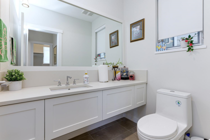 Laundry Room Photo of 4705 Hazelnut Way, Tsawwassen, BC