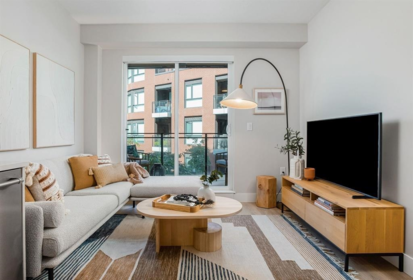 311 3588 Sawmill Crescent, Vancouver, BC, Vancouver — Apartment/Condo for sale