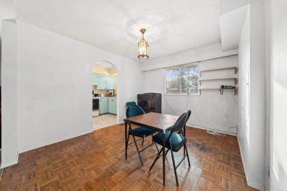 Breakfast Nook Photo of 14750 60 Avenue, Surrey, BC