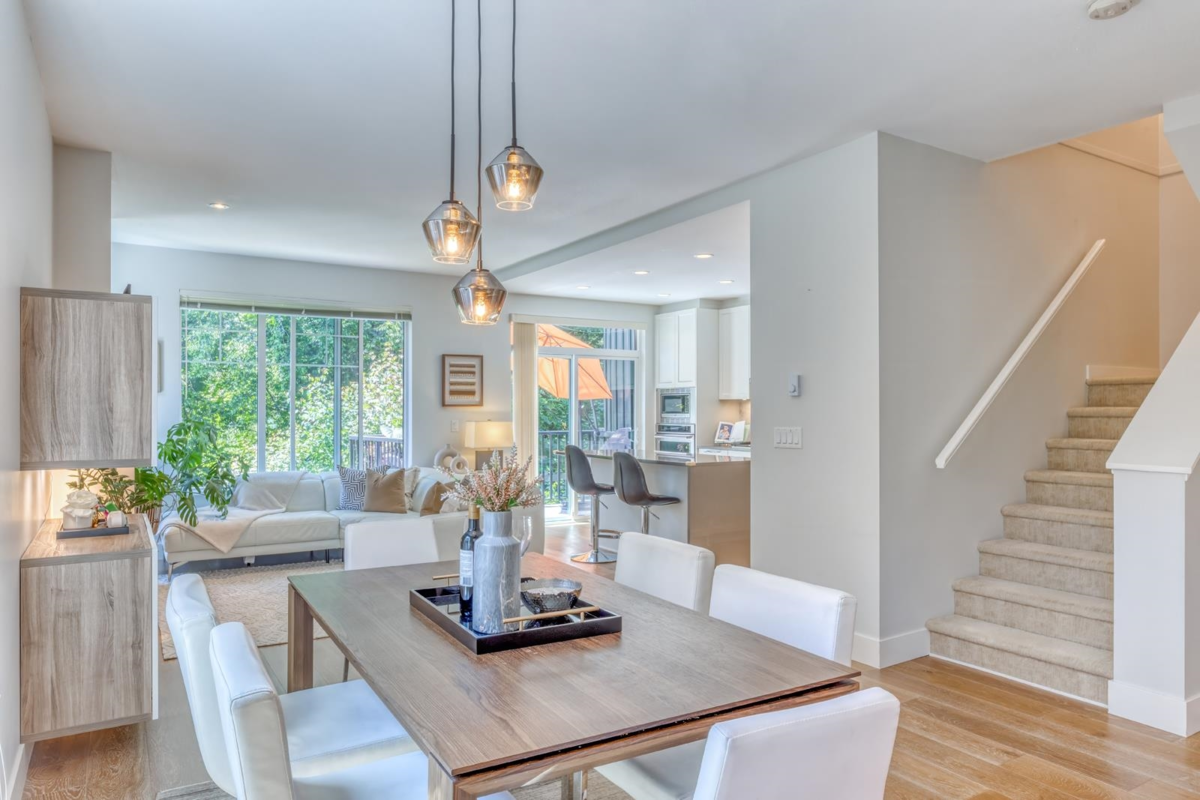 Breakfast Nook Photo of 34 3306 Princeton Avenue, Coquitlam, BC