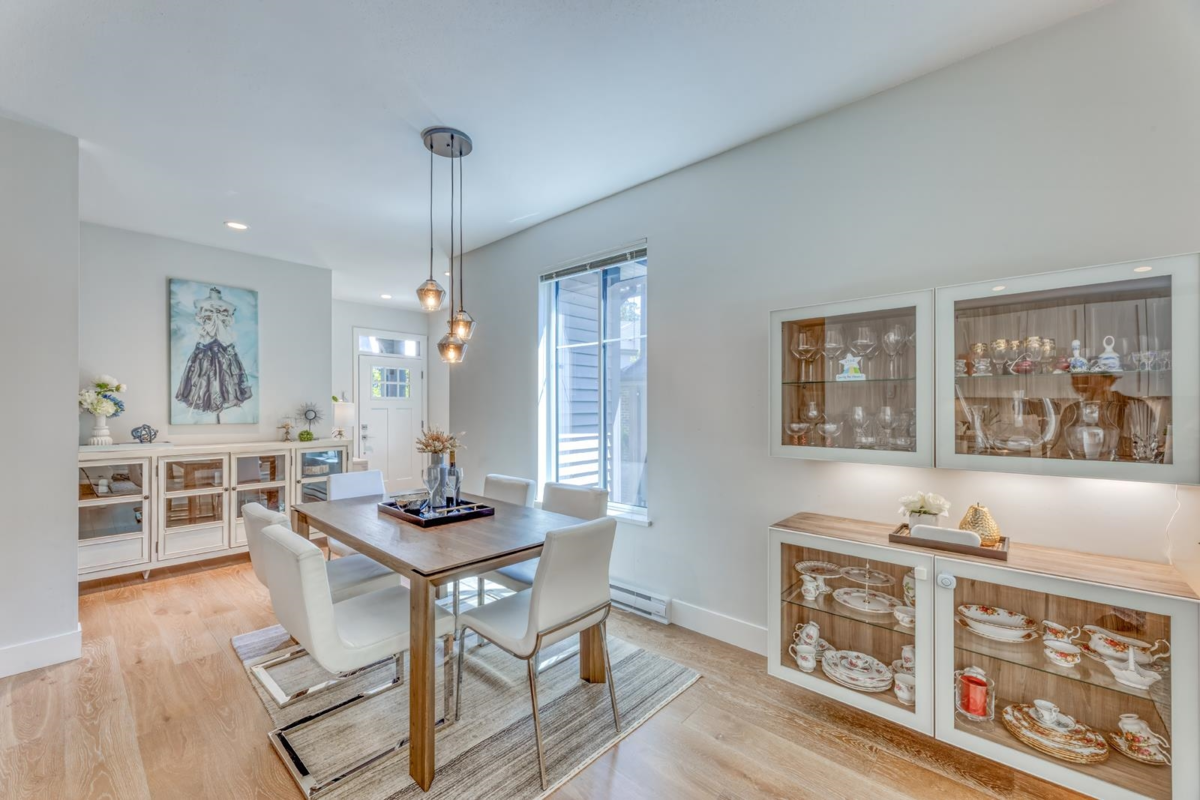 Kitchen Island Photo of 34 3306 Princeton Avenue, Coquitlam, BC